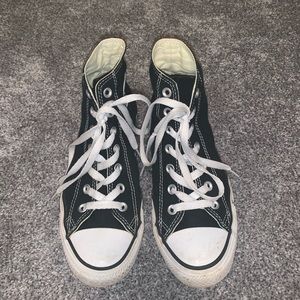 High-top black converse
